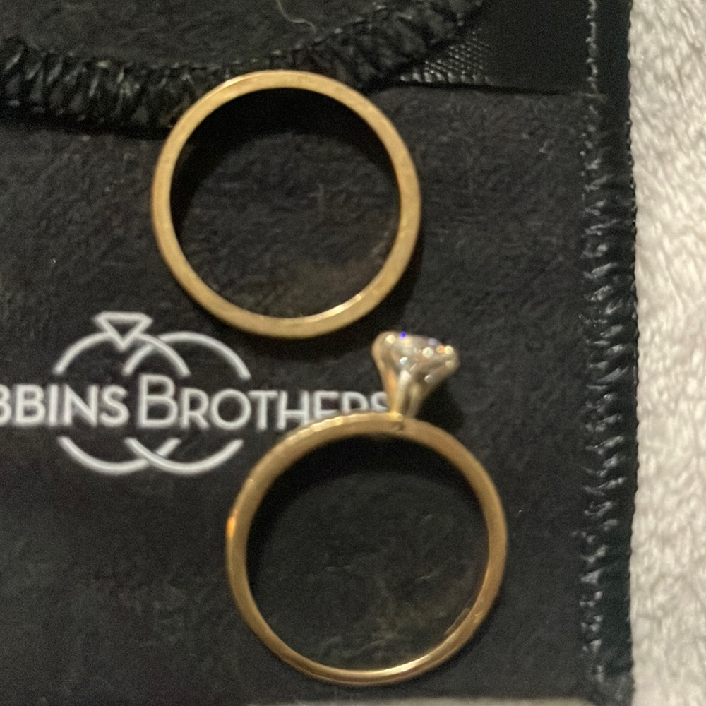 14 karat gold vintage wedding set beautiful genuine diamond💍💍